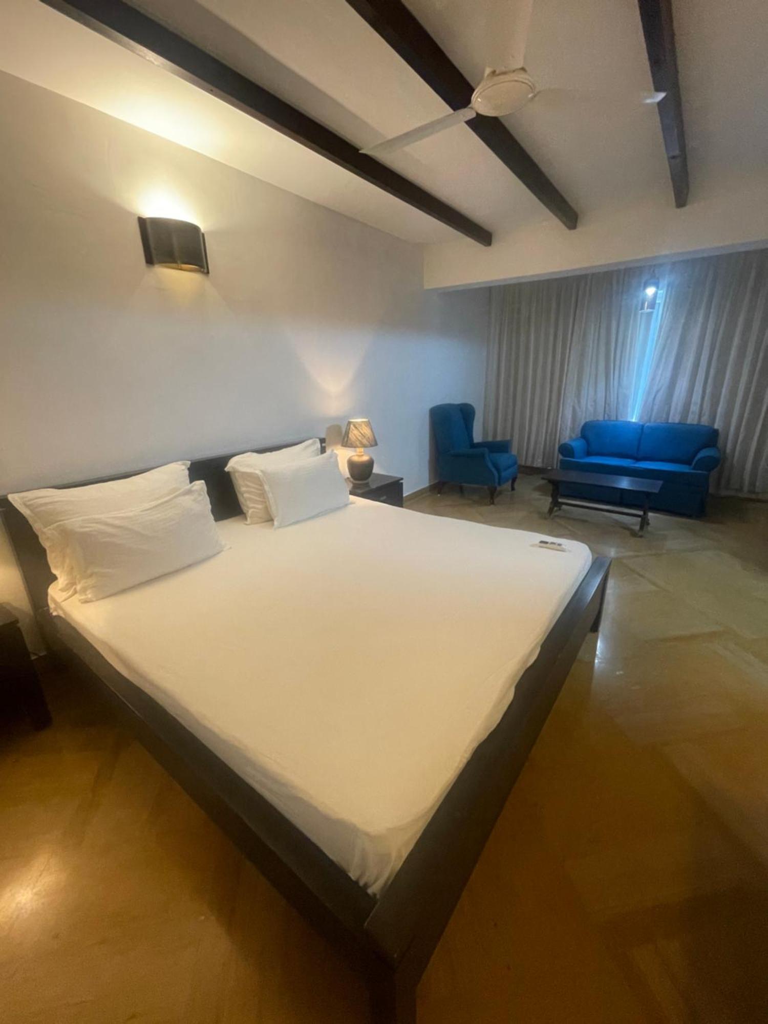 Villa M - Jia 4 Candolim Goa 3Bhk, Pool Facing, Near Beach, Free Breakfast, Free Wifi And Prime Location Aguada Dış mekan fotoğraf